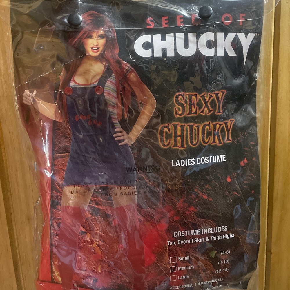 Women’s Chucky Costume med